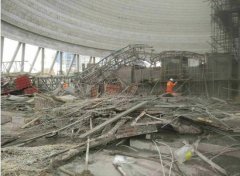 電廠工地坍塌已致74人遇難 傷亡為何如此慘重？